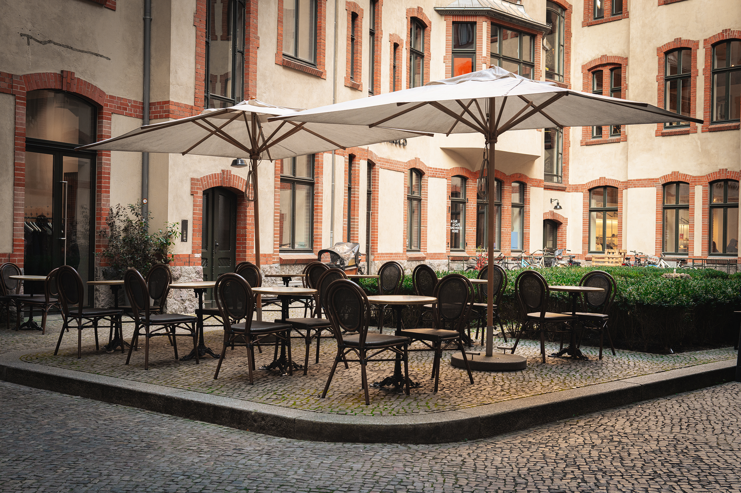 A Private Space for Gatherings that Feel Personal